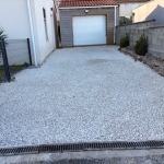 REPRISE ACCES PRINCIPAL EN PLAQUES NIDAGRAVEL - EMPIERREMENT CALCAIRE 10/20