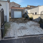 REPRISE ACCES PRINCIPAL EN PLAQUES NIDAGRAVEL - DECAISSEMENT